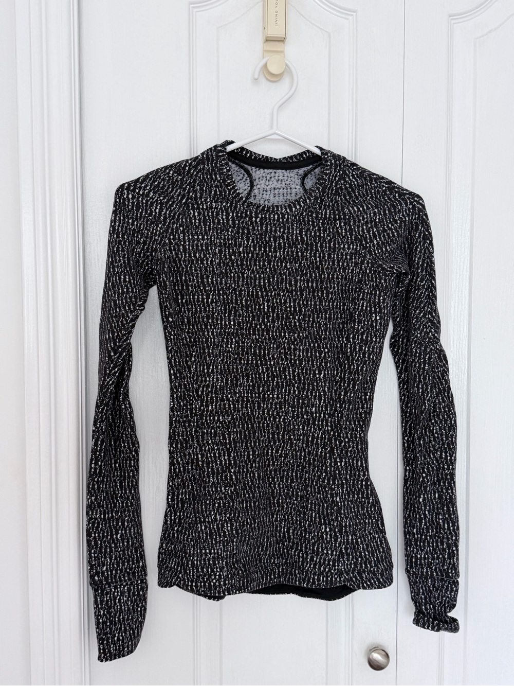 lululemon extra mile warm Long-Sleeve Top